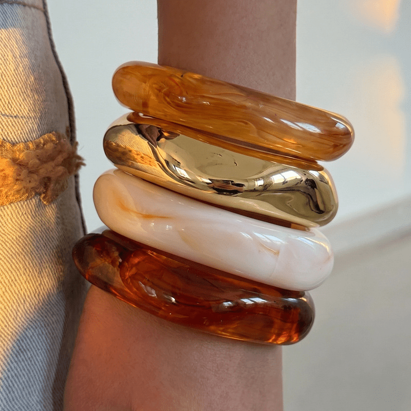 4pcs Set of Simple Gradient Translucent Resin Bangles
